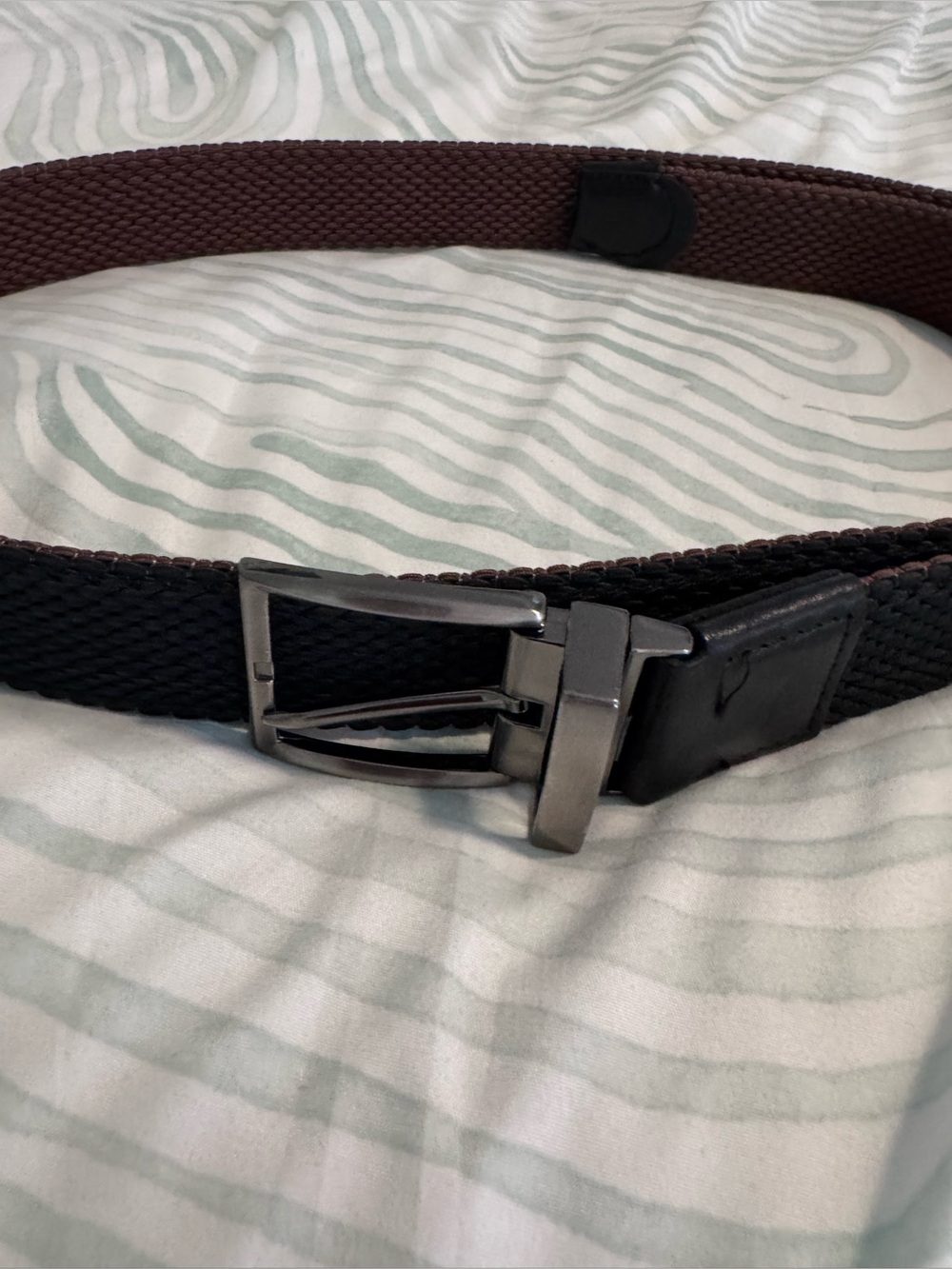 Men's reversible & adjustable size Brown and Black Woven Belt L/Xl